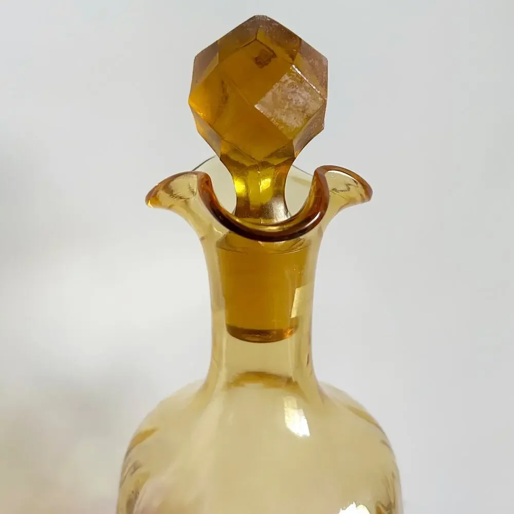 Antique Victorian Reverse Amberina Diamond Quilted New England Glass Co Decanter